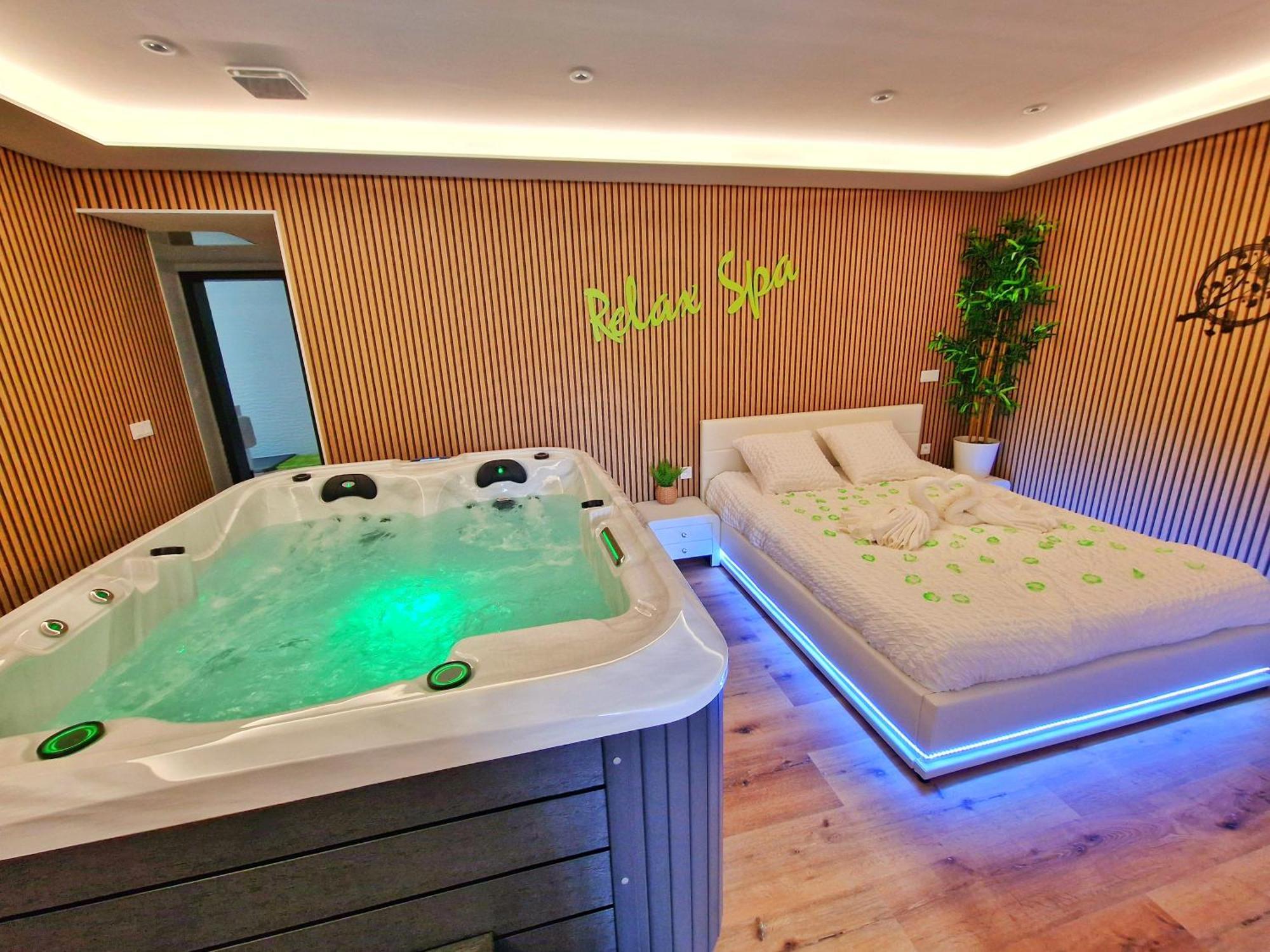 Relax Spa-4 Pers-Jacuzzi-Parking-Jardin-Clim-Colmar Muntzenheim Eksteriør bilde